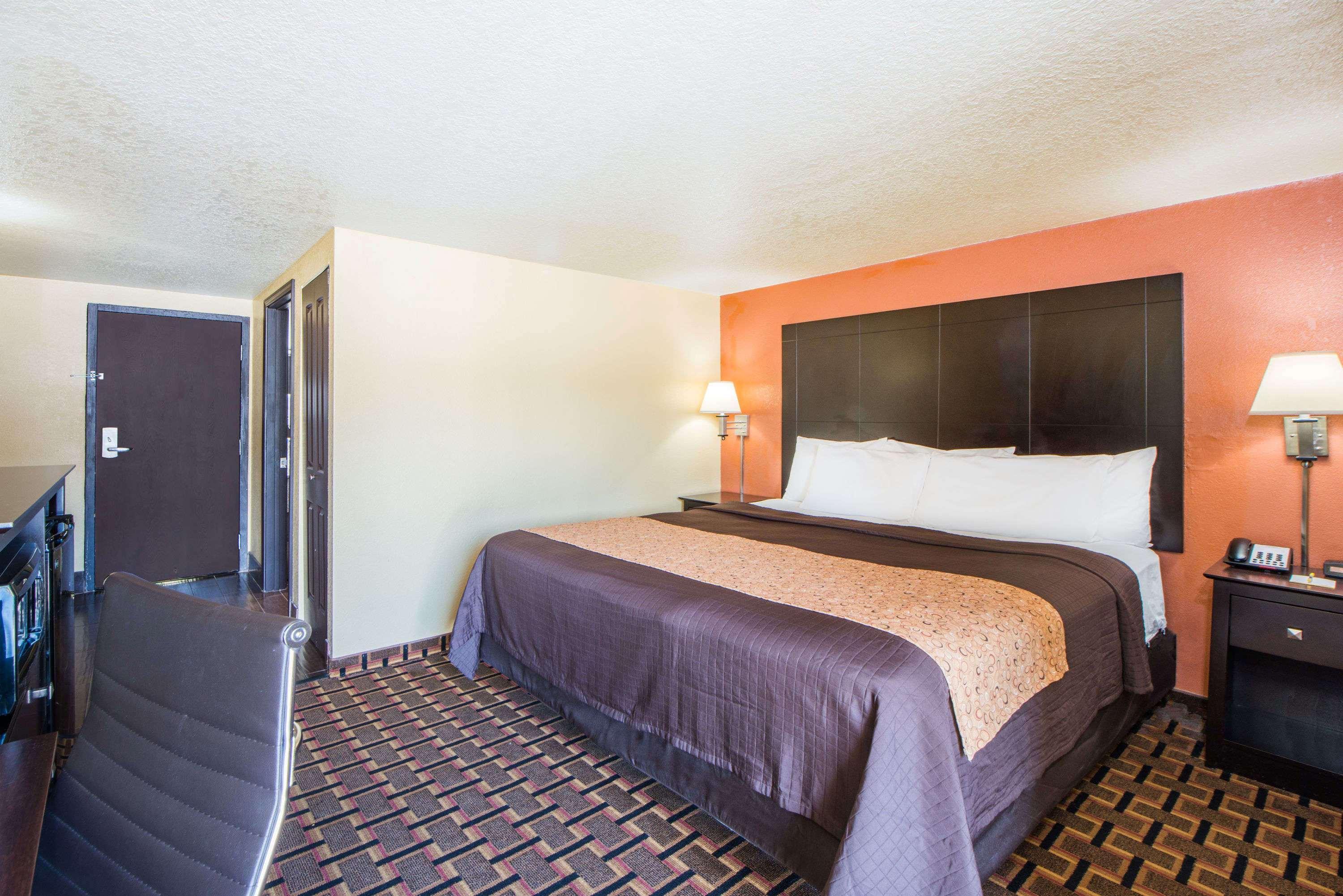 Days Inn By Wyndham Joplin Zewnętrze zdjęcie