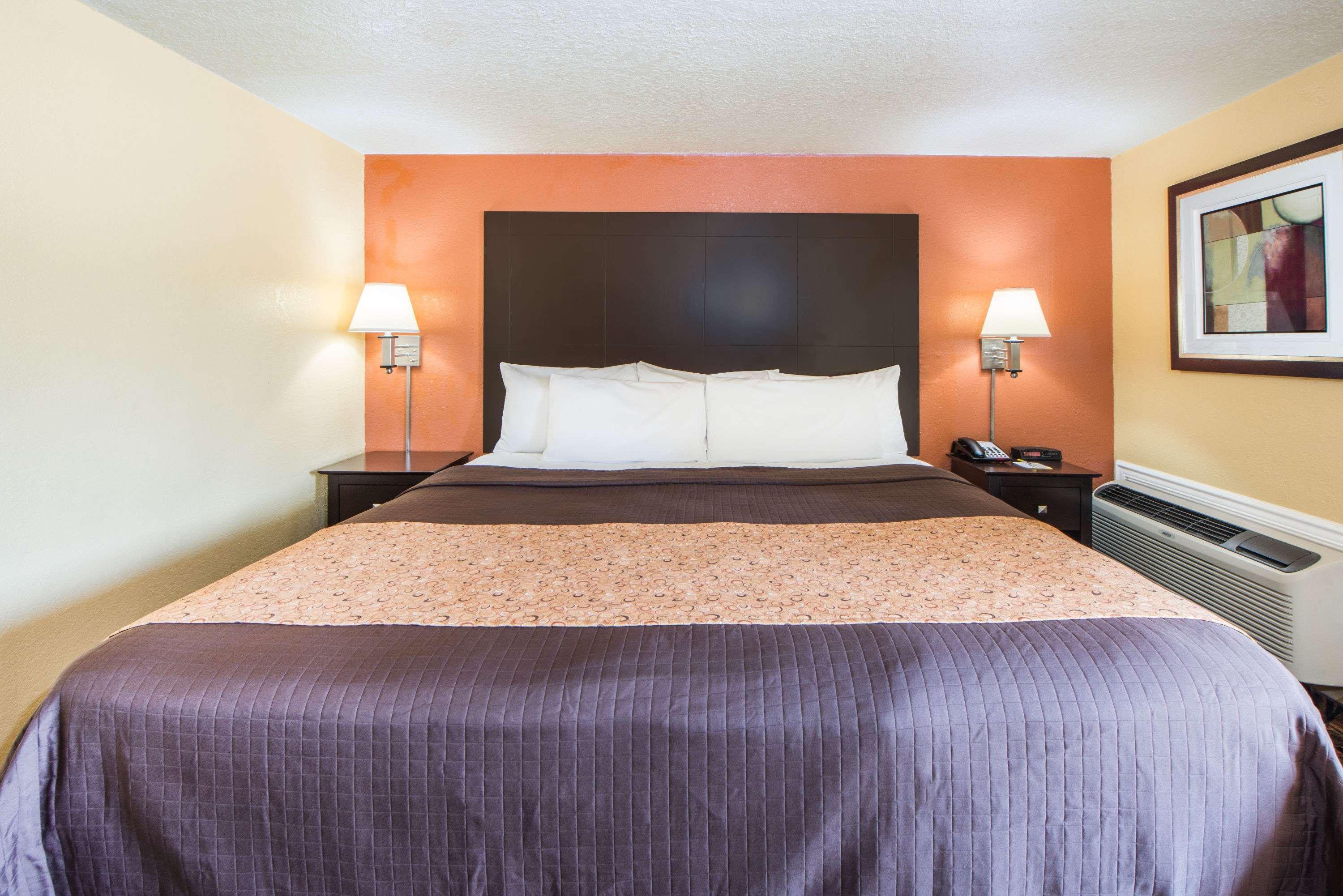 Days Inn By Wyndham Joplin Zewnętrze zdjęcie